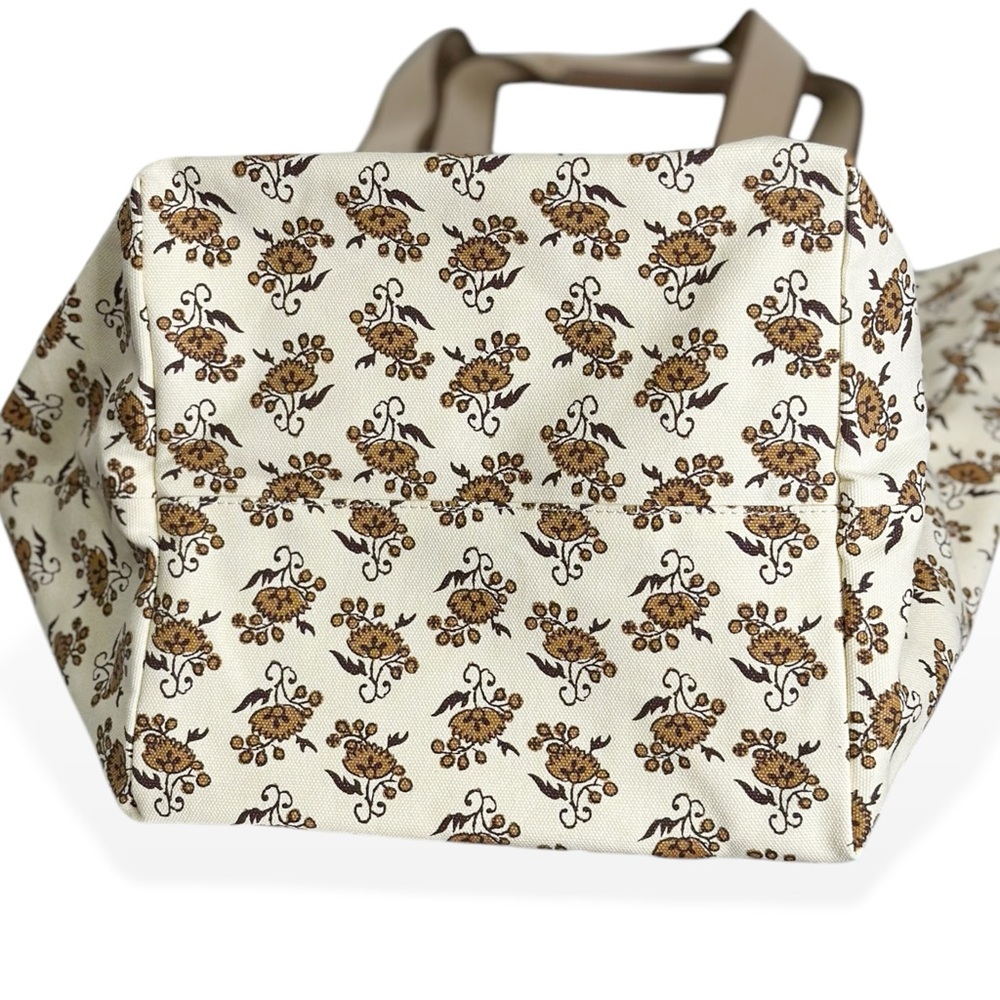 TORY BURCH Gracie Reversible Printed Canvas Tote - Curly Ditsy - Picture 8 of 16